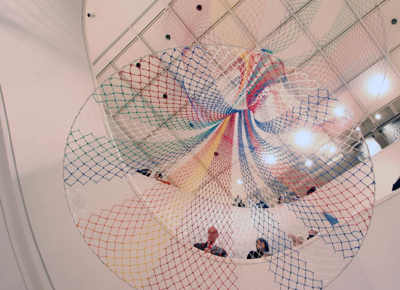 艺术家 janet echelman(珍妮特·艾克曼)用渔网惊艳世界